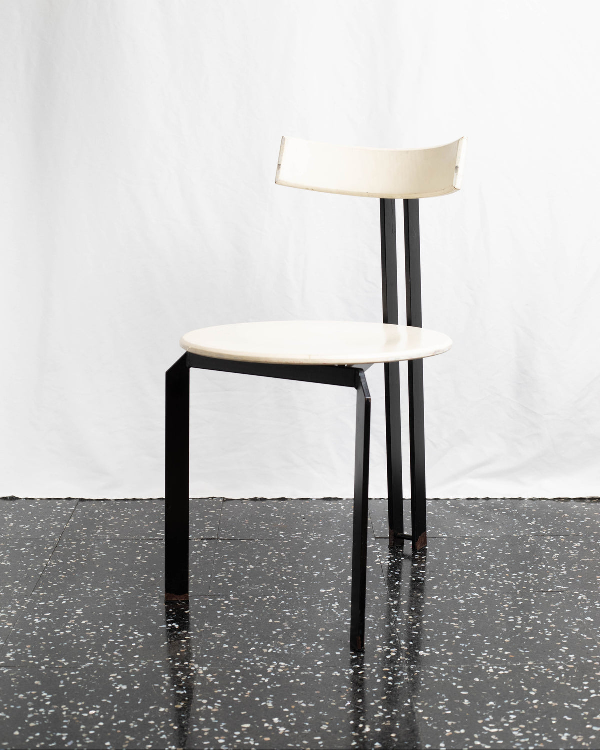 CH313 White Zeta Dining Chair