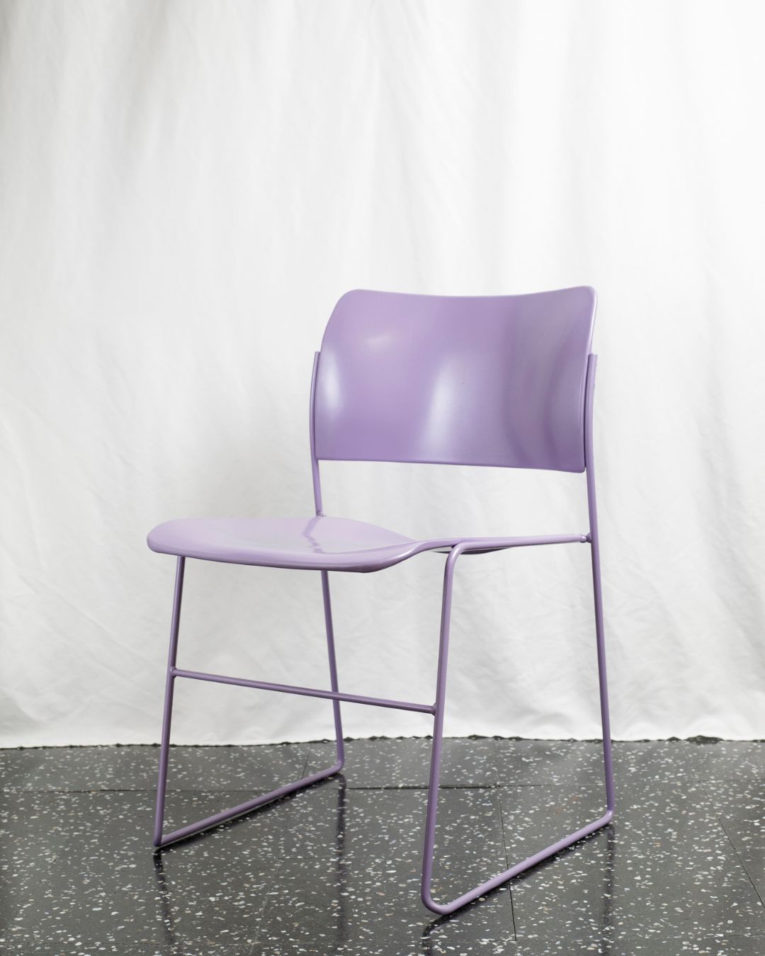 CH067 Cosmic Lilac David Rowland 40/4 Stacking Chair