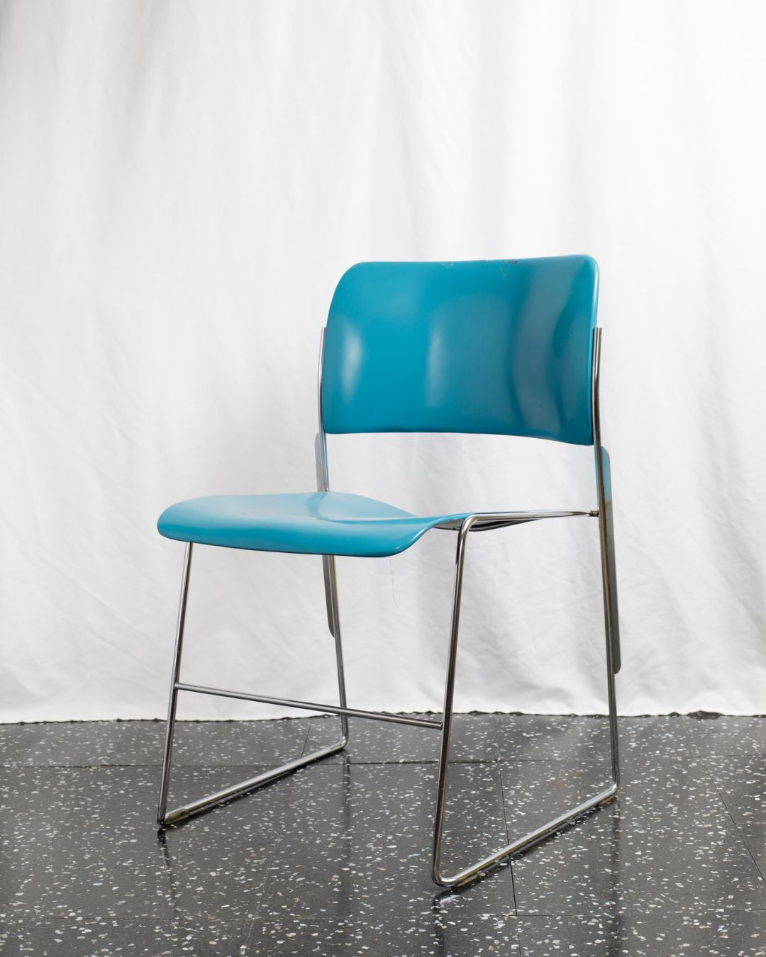 CH259 Turquoise David Rowland 40/4 Stacking Chair