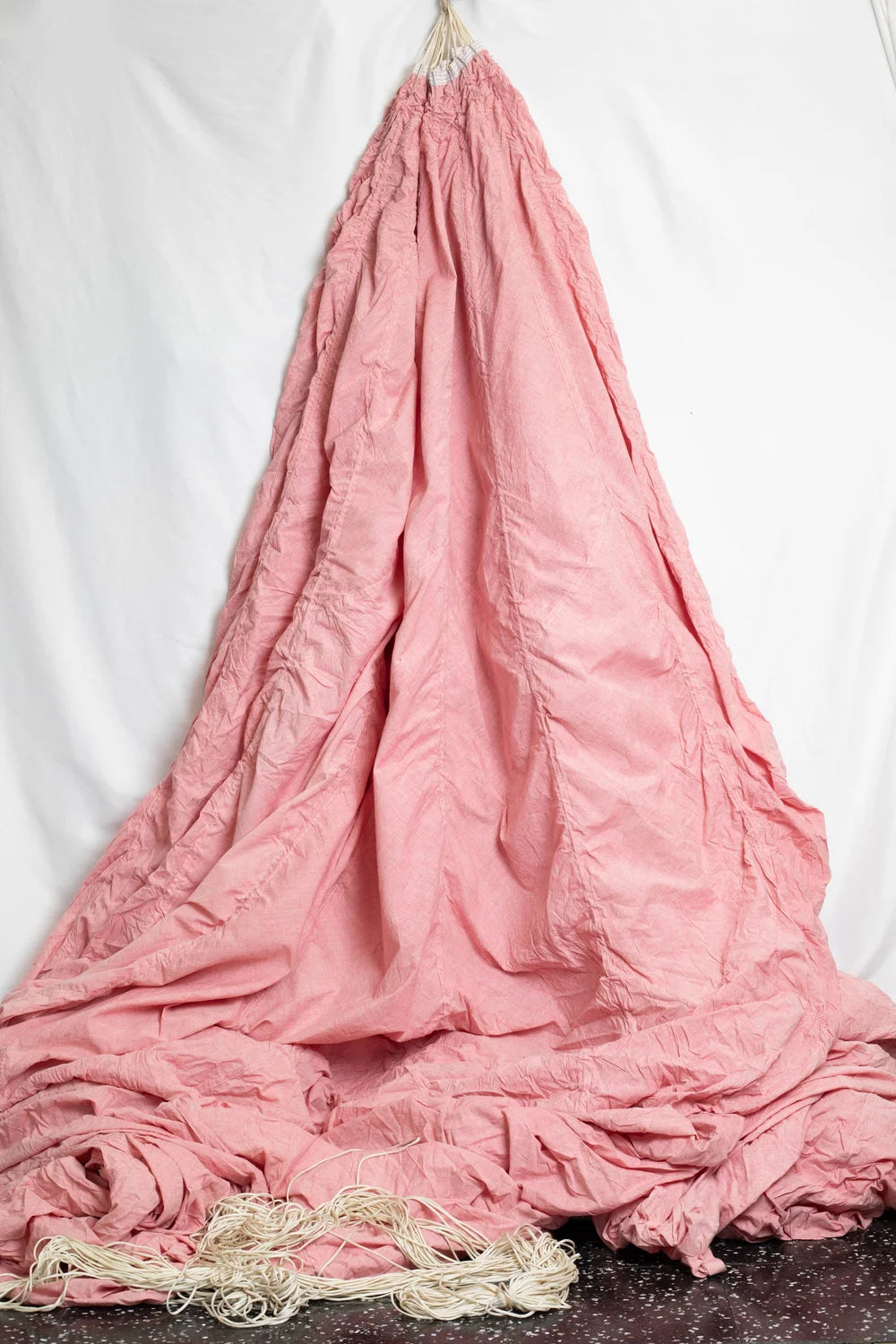 BD251 1960s British Military Linen Pink Parachute