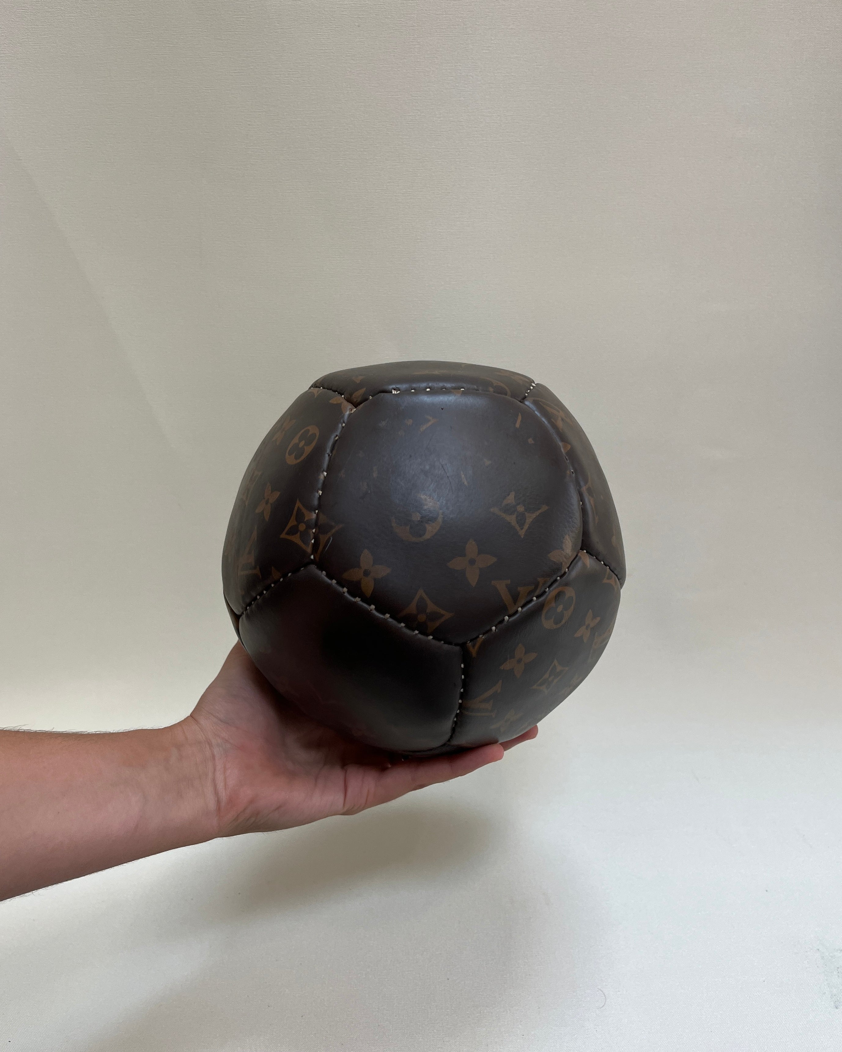 BALL04