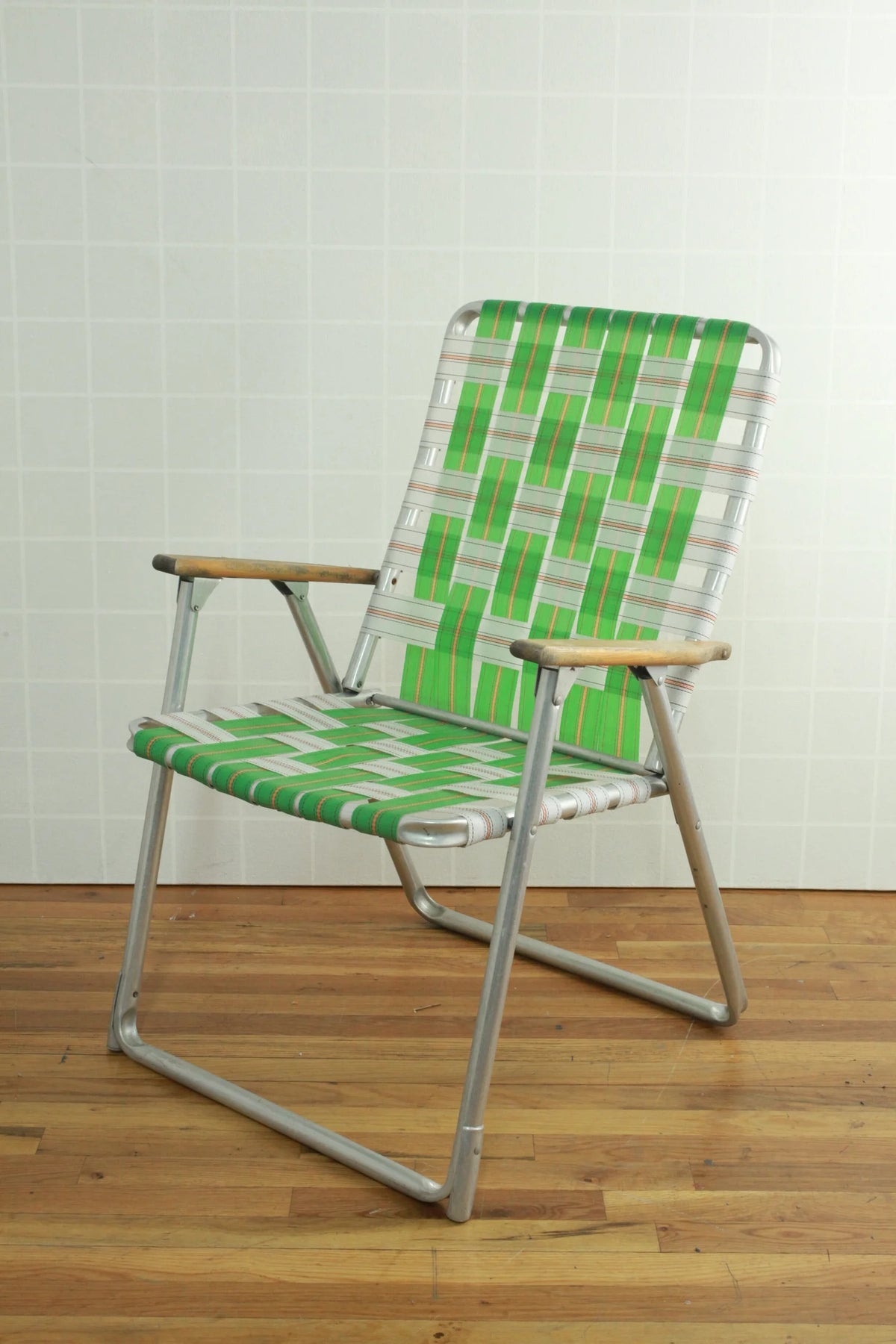 CH254 Lawn chair, wood arms
