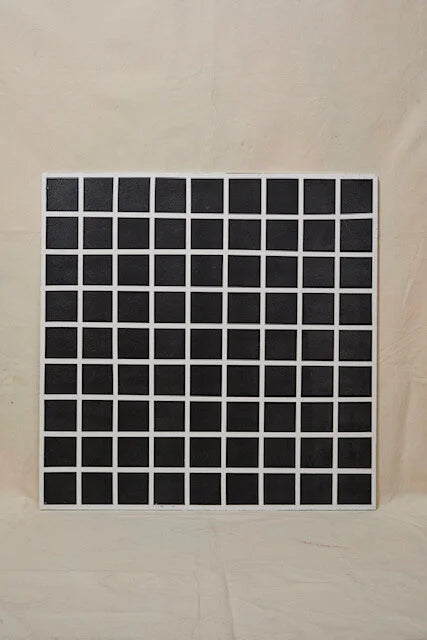 GS018 Black/White