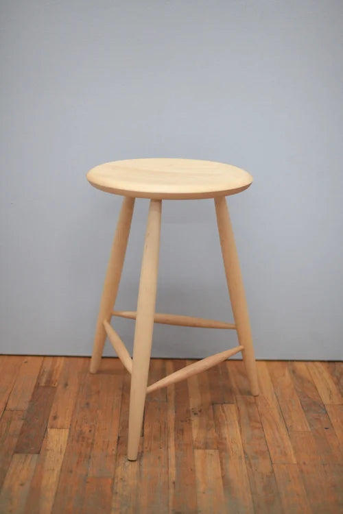 ST047 Shaker Stool