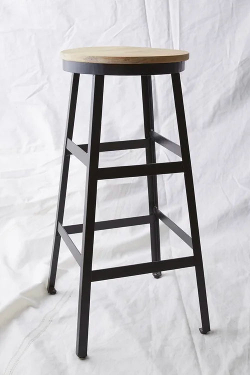 ST063 Black Metal Stool