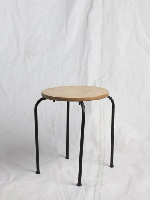 ST098 Dot Style Stool