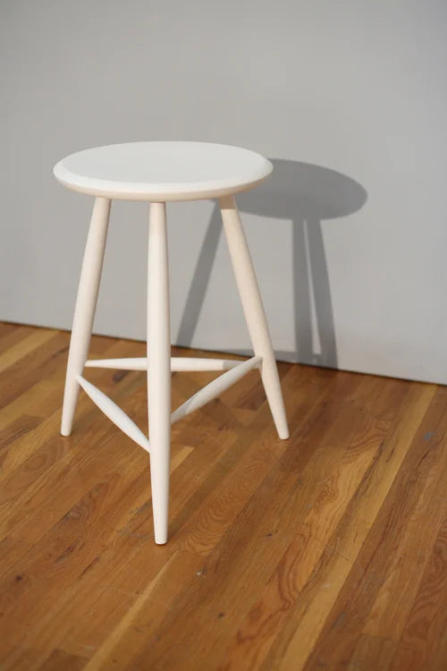 ST211 White Three Legged Shaker Stool