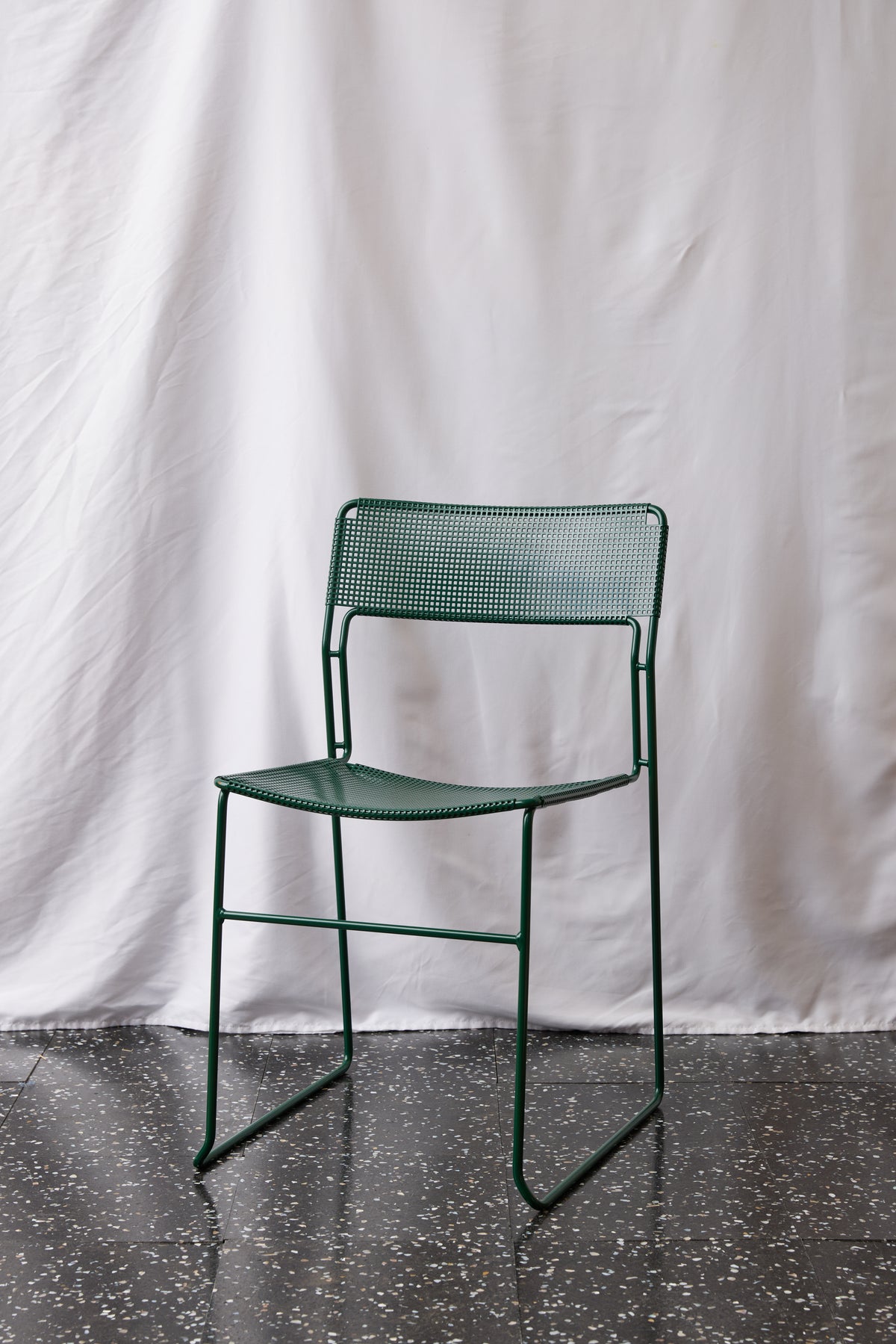 CH053 Classy Dark Green Arrben Sultana Chair