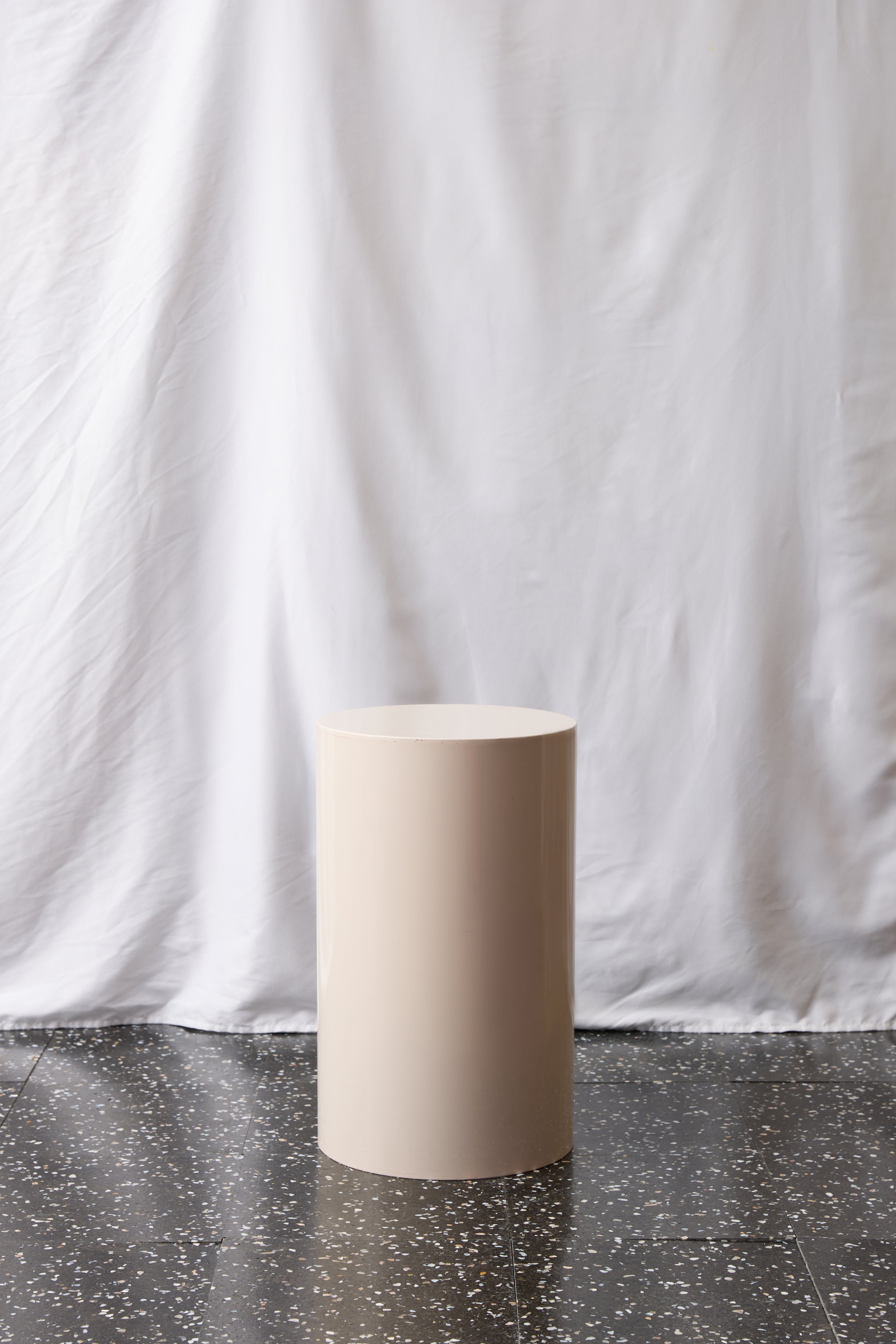 ST234 Leif Stool Almond White