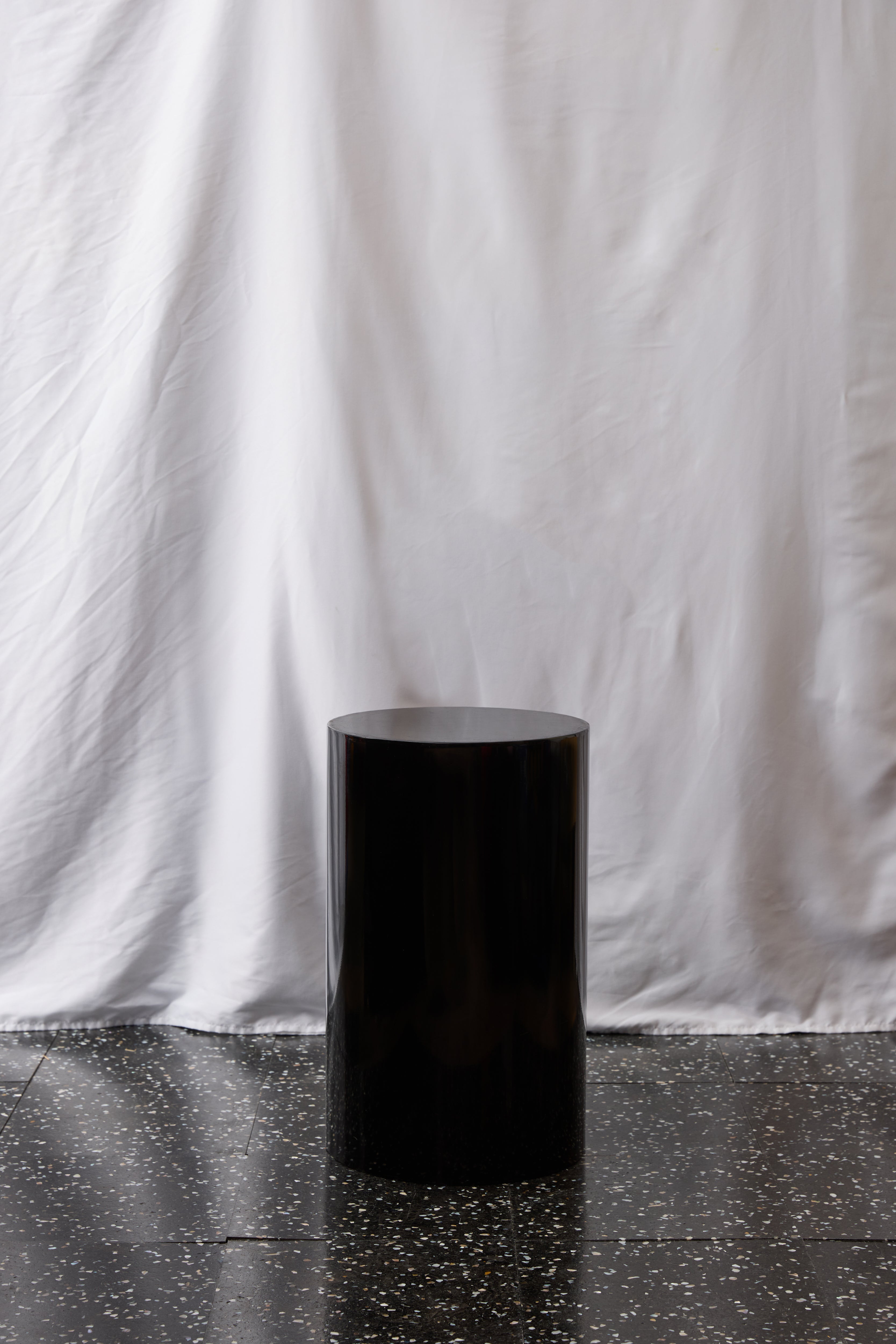 ST237 Leif Stool Gloss Black