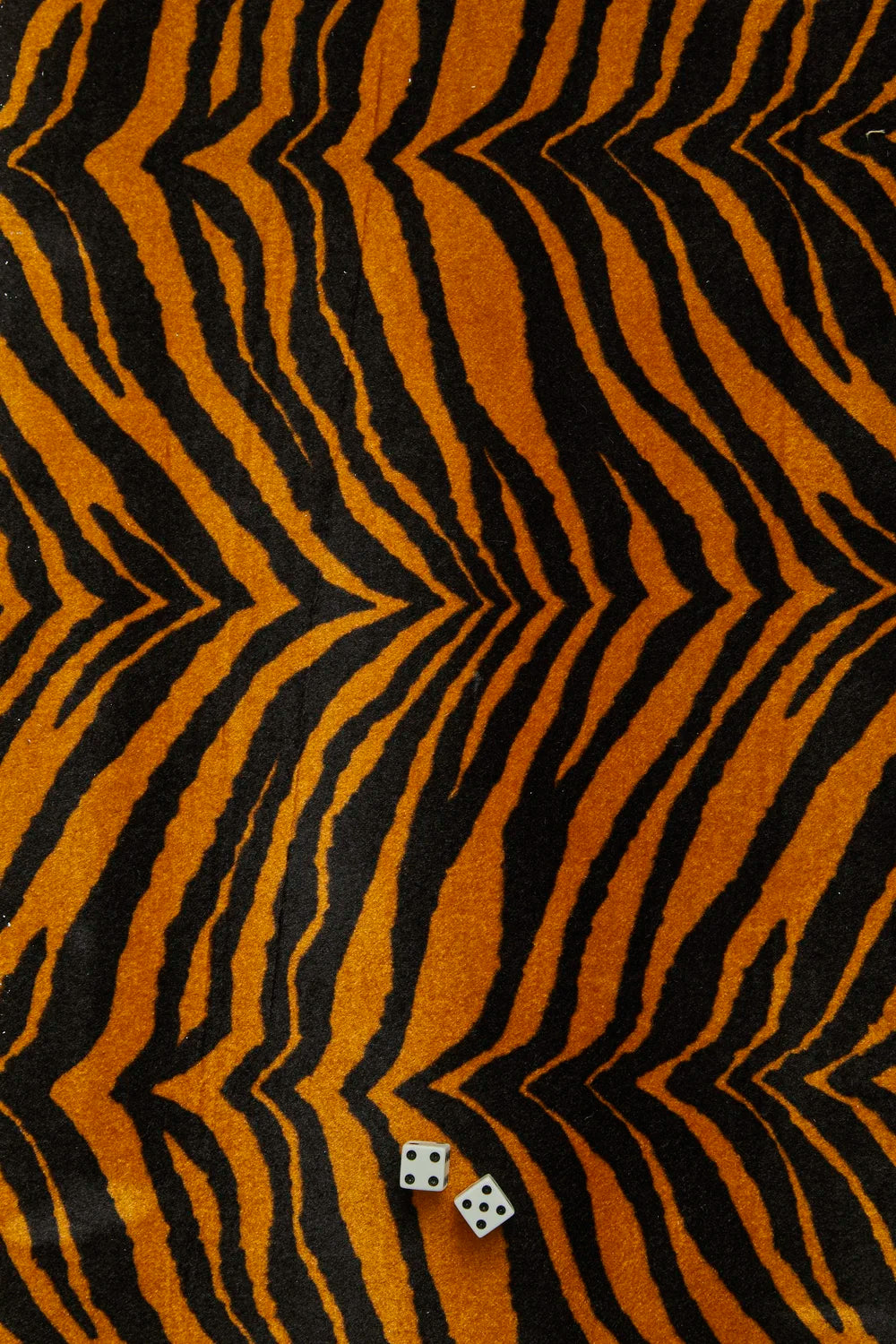 MK090 Le Tigre Roll