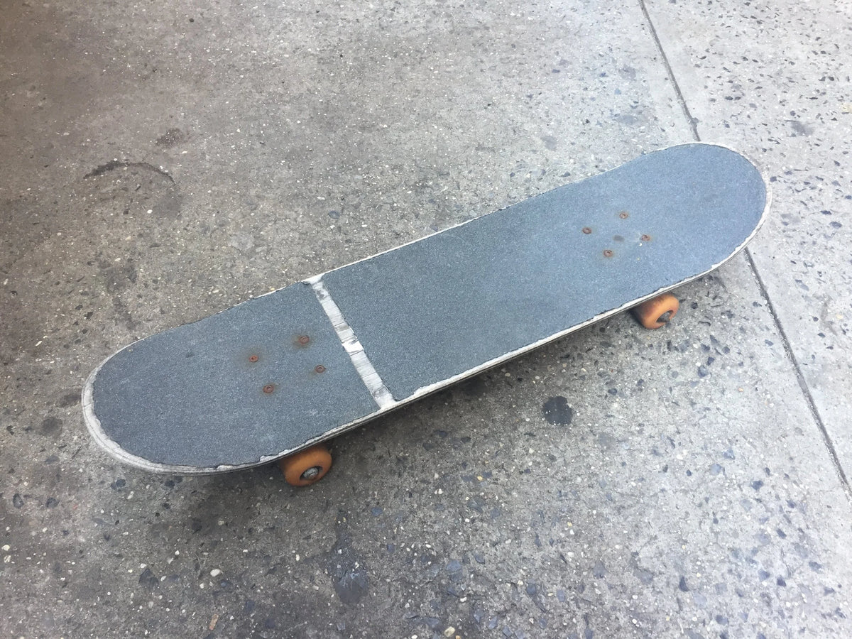 SKT011 Skateboard 11 Top