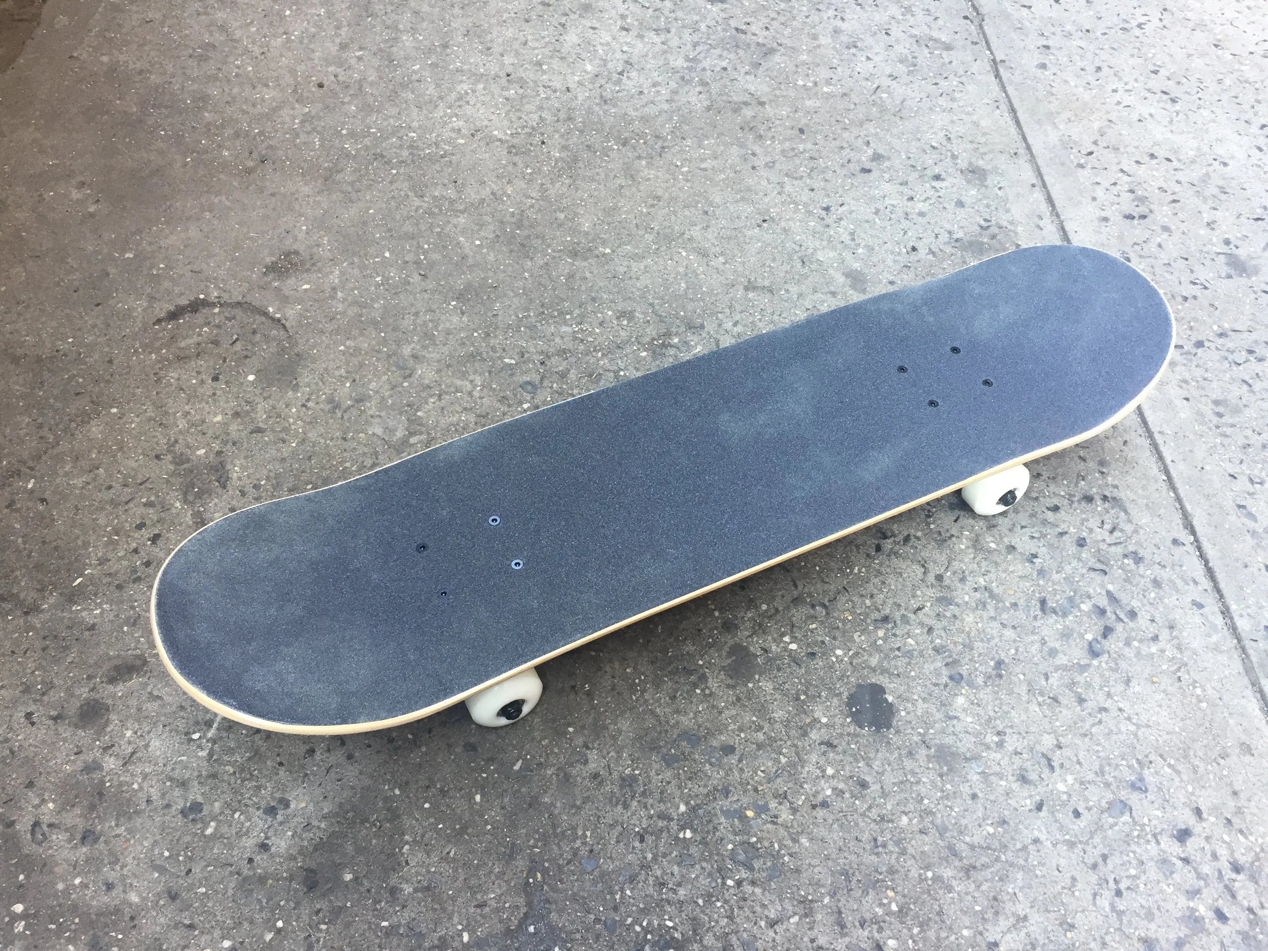 SKT013 Skateboard 13 Top