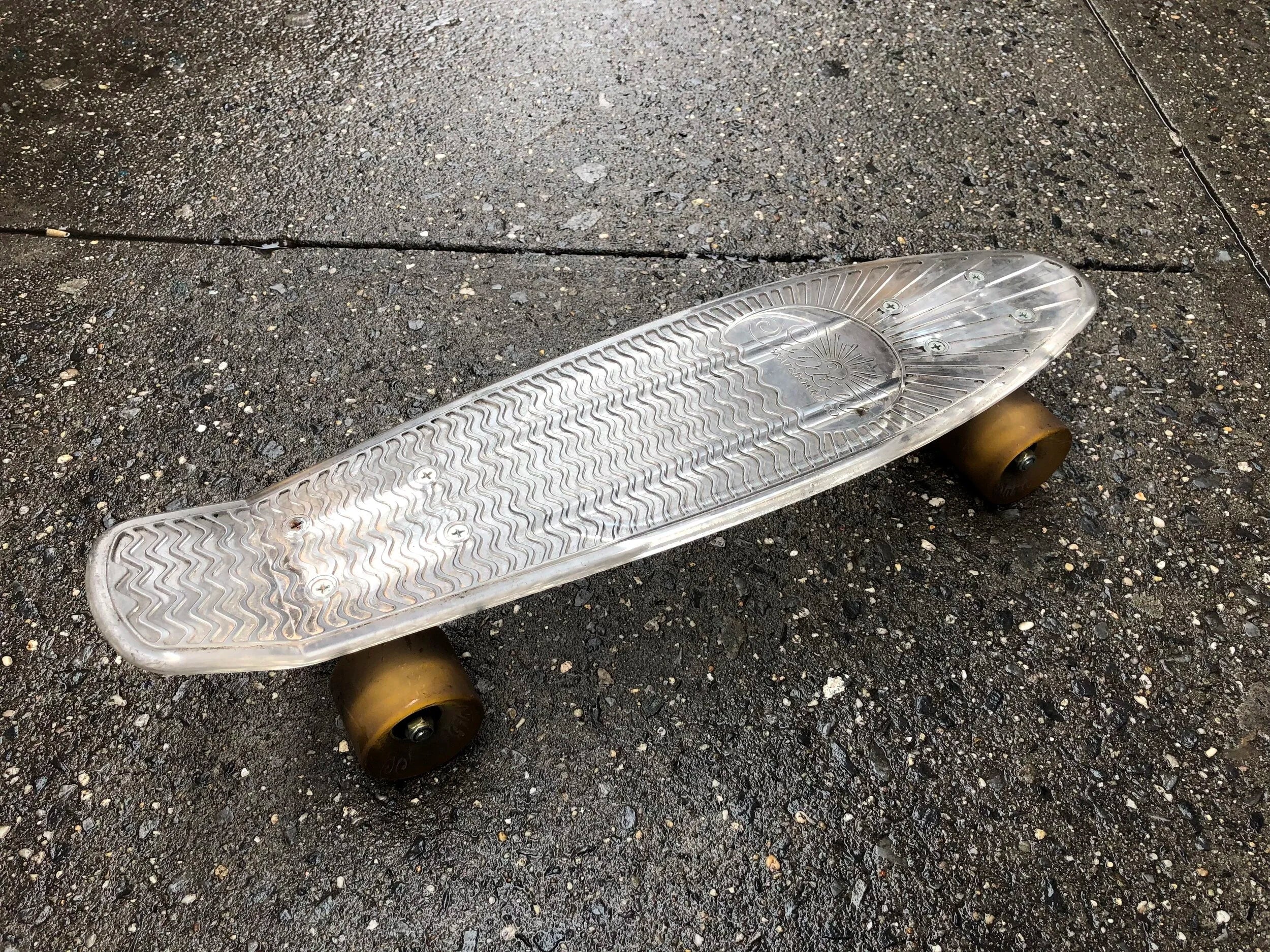 SKT017 Skateboard 17 Top