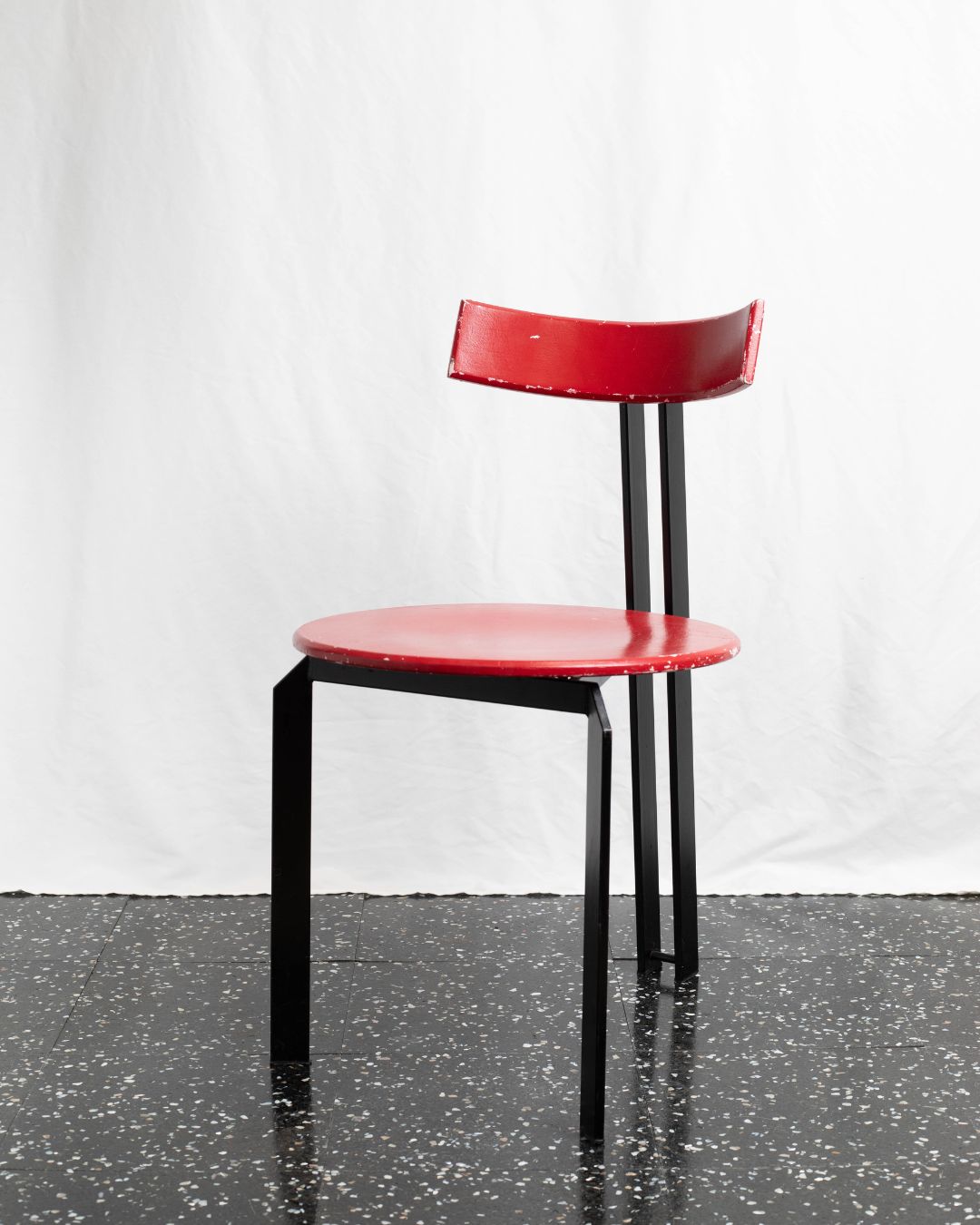 CH308 Distressed Red Zeta Dining Chair