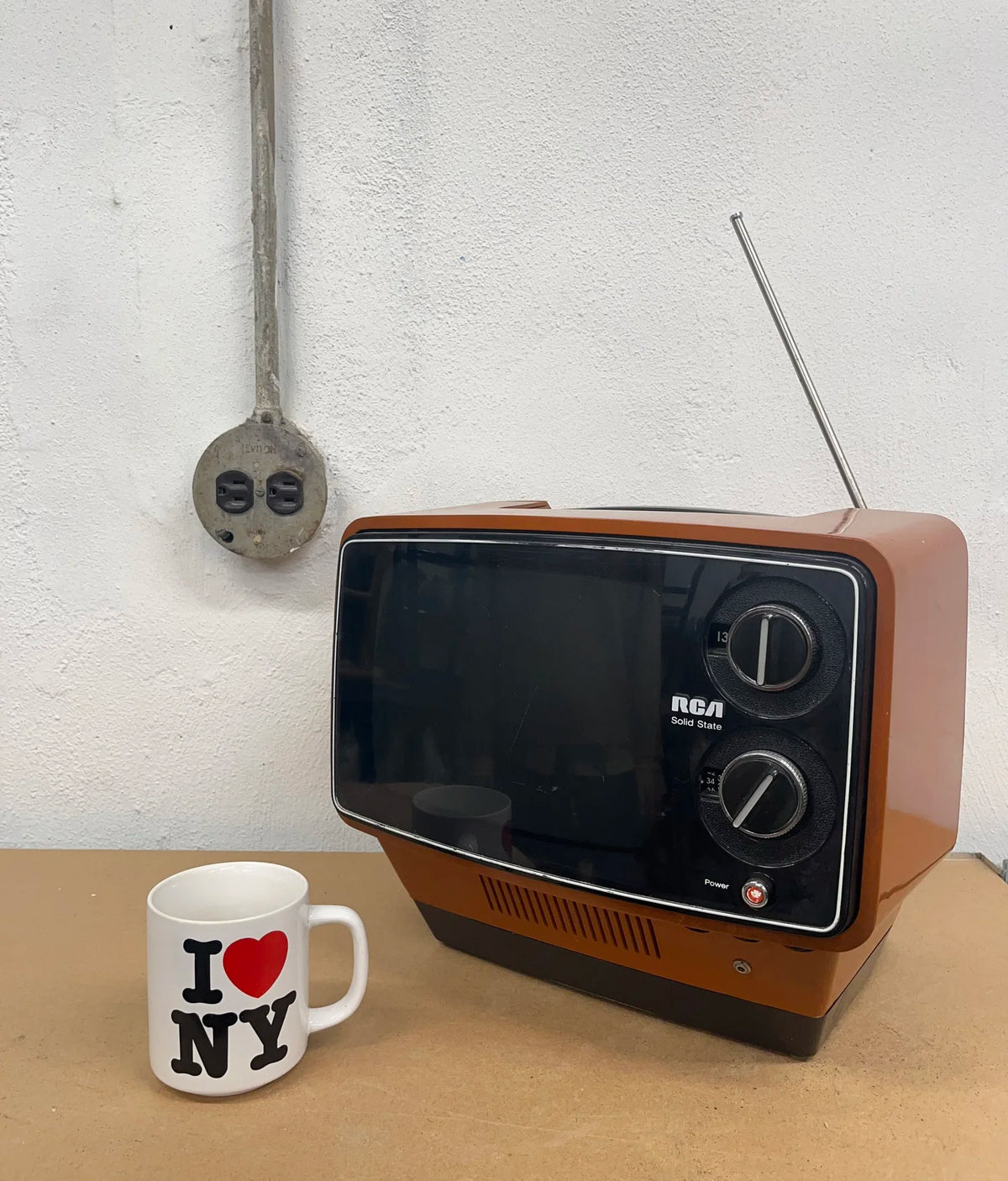 TV017